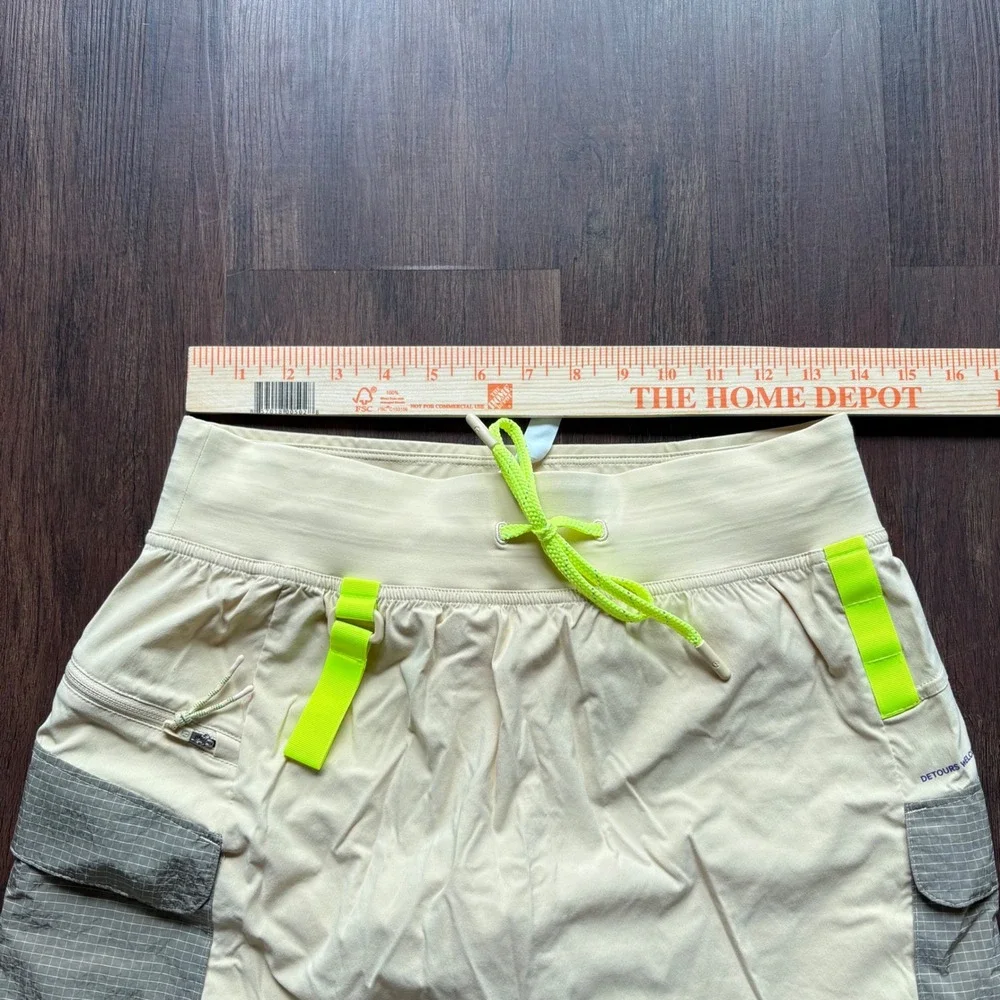lululemon athletica lululemon detours